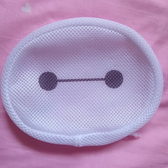 Disney Baymax Mesh Pouch - Picture 1 of 2